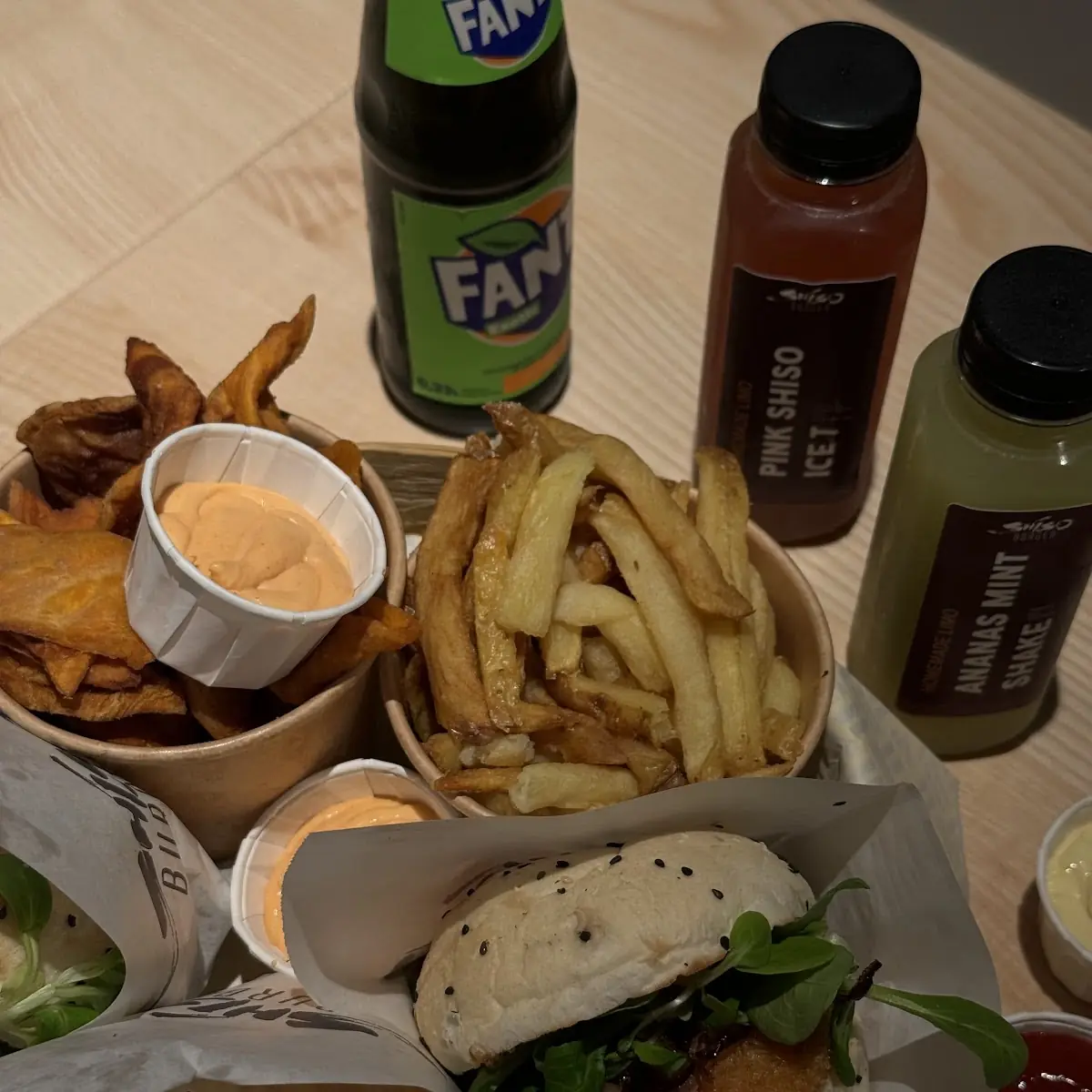 Ebi Burger