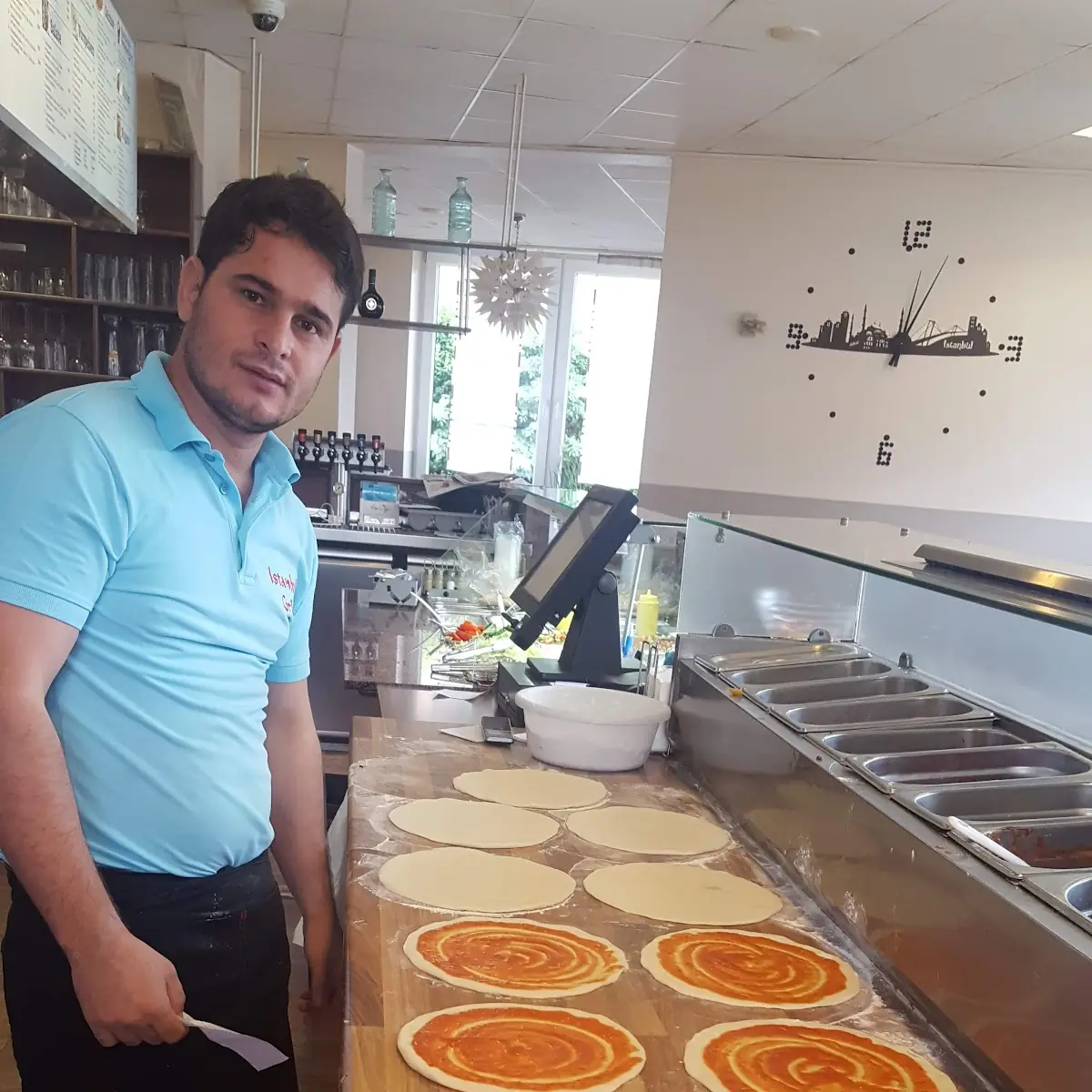 Pizza, Istanbul Grill