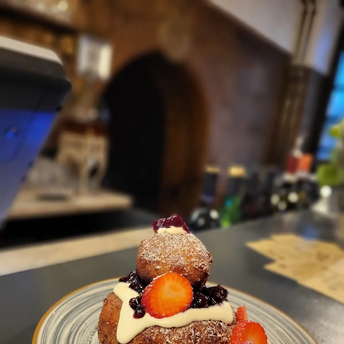 Highlights, Restaurant Italian Flavours
