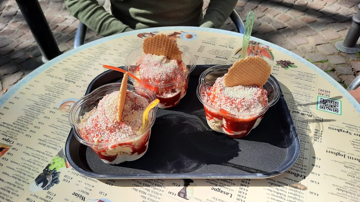 Spaghetti Eis