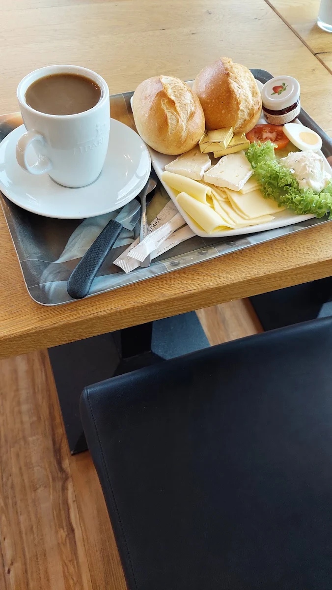 Käsefrühstück