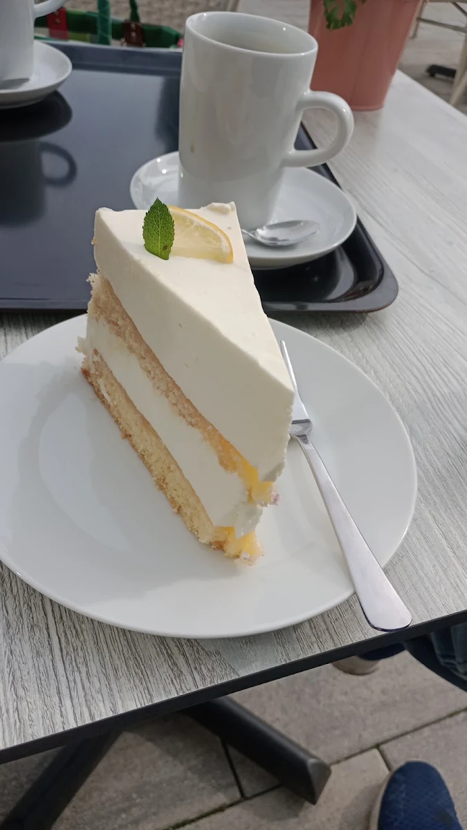 Mangoquark, Café Karl by woelk