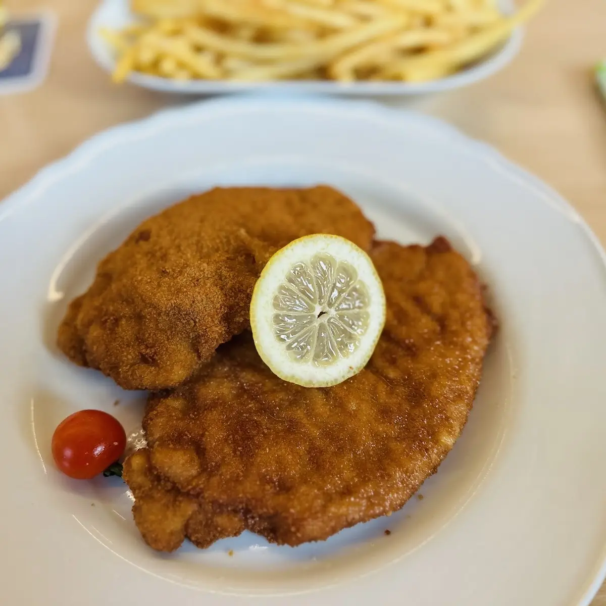 Schnitzel, Gasthaus Adler Nordheim