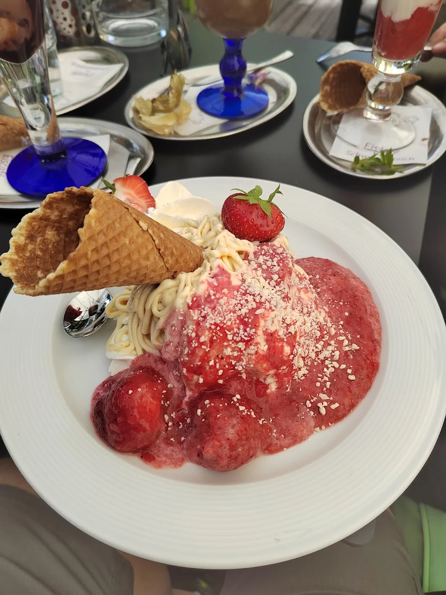 Spaghetti Eisbecher