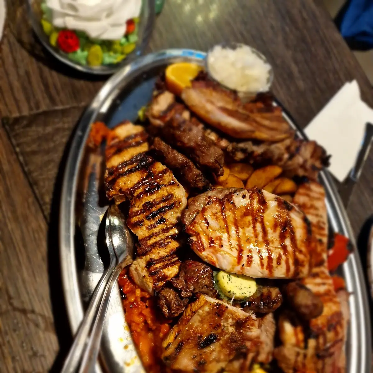 Grillplatte, Restaurant Pizzeria Seealm Lago