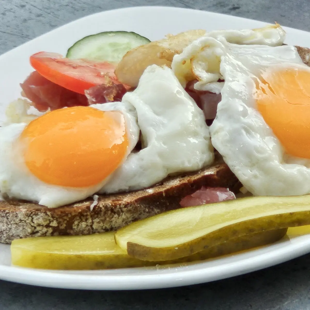 Brot Spiegelei