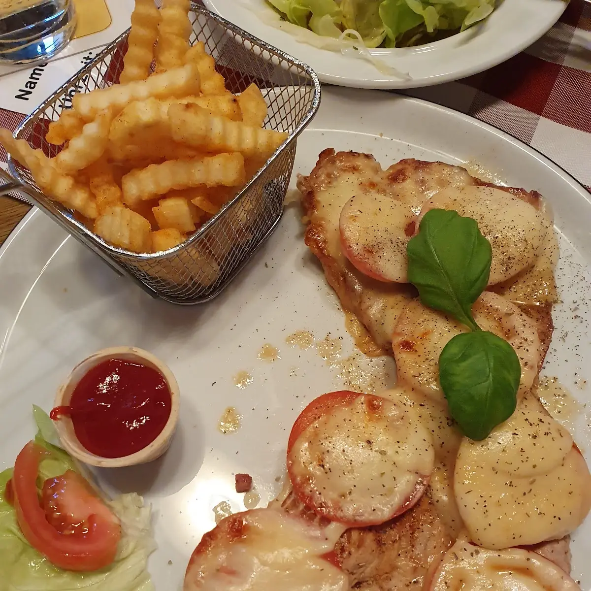 Schnitzel Tomate Mozzarella