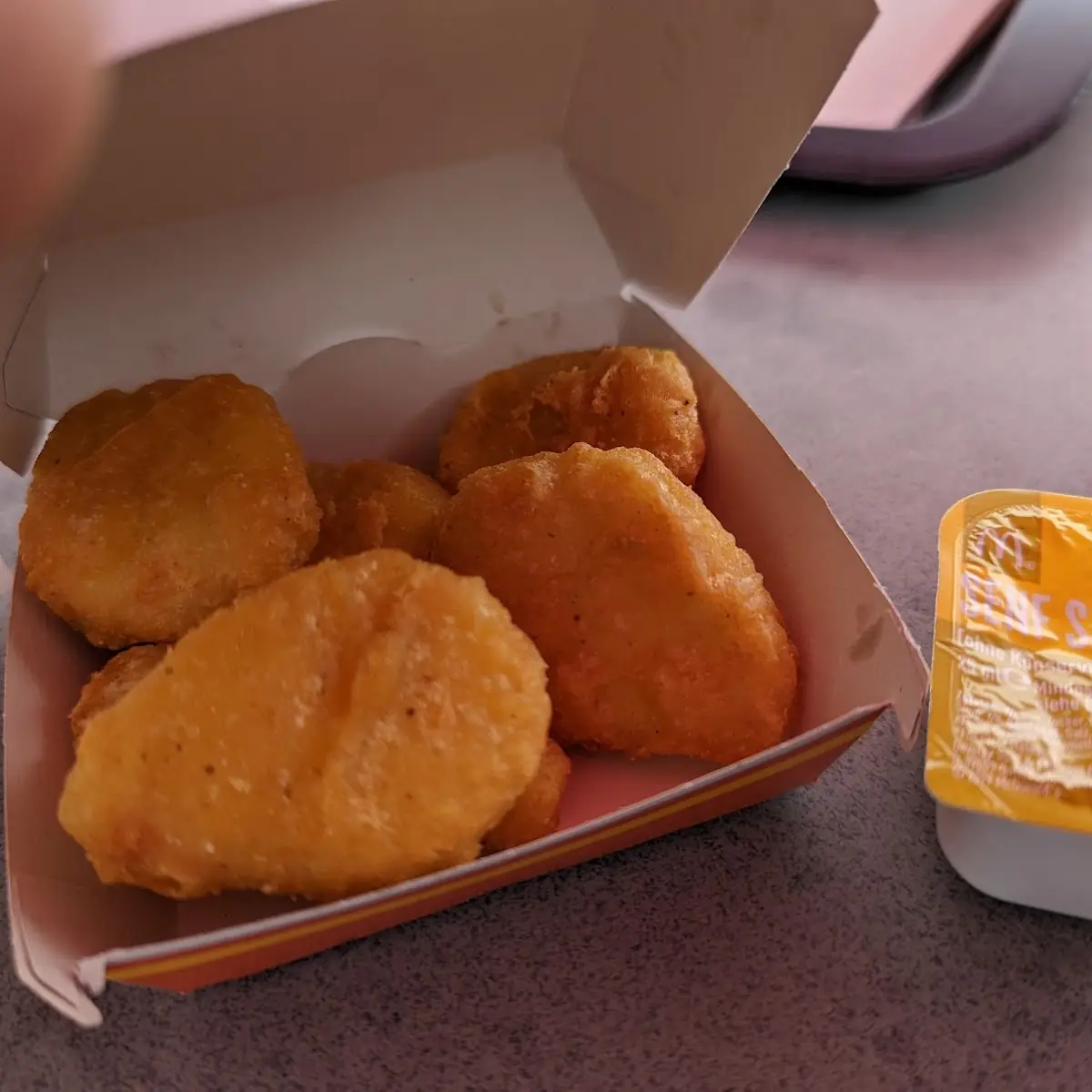 Hähnchenpressfleisch, McDonald's