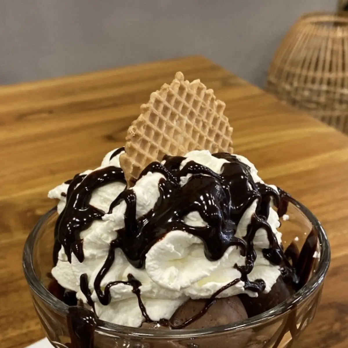 Chocolate Sundae, Sweet Home Café