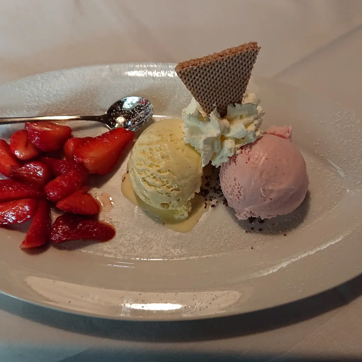 Eis Mit Erdbeeren