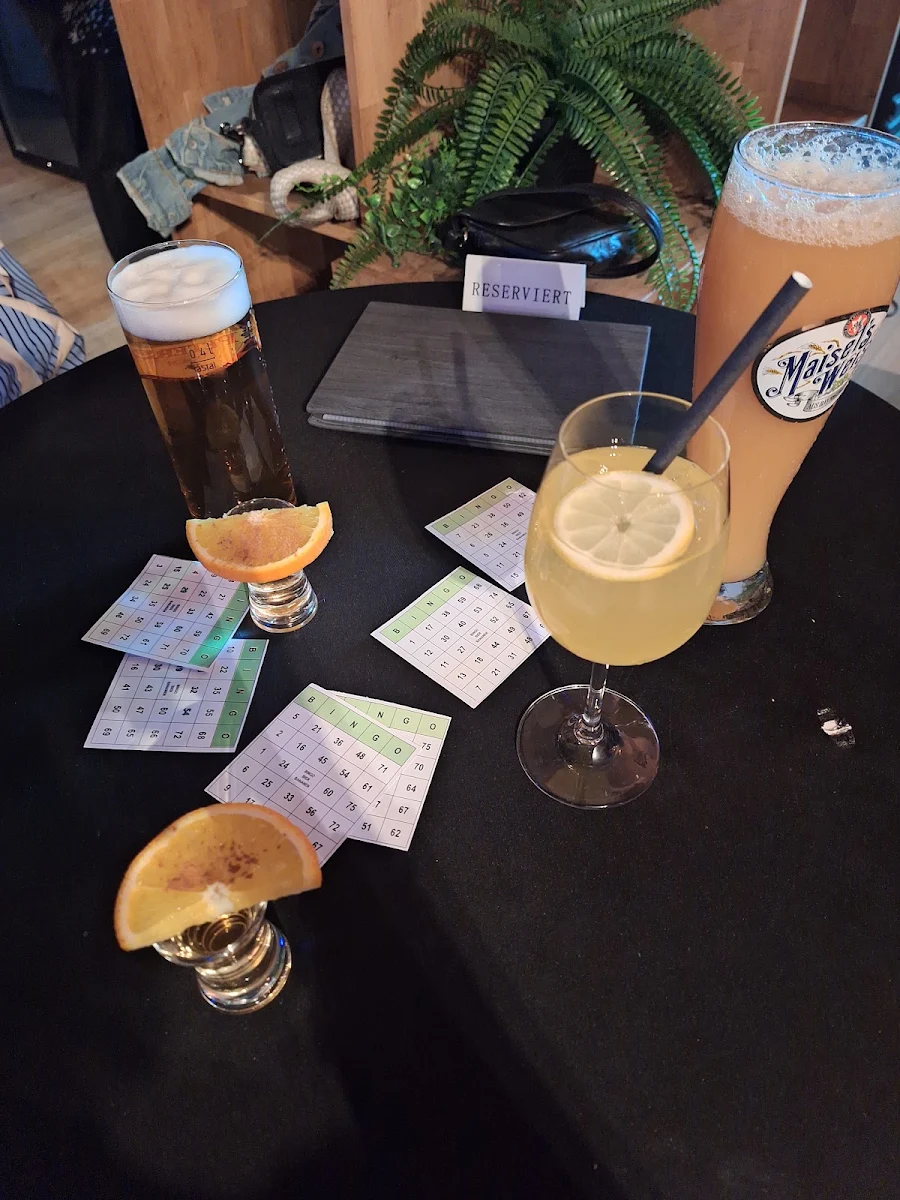 Highlights, ErlebBar