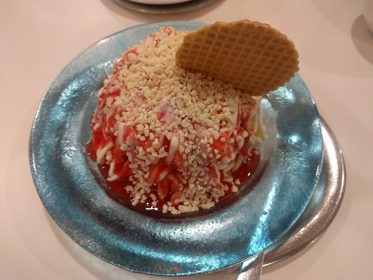 Spaghetti Eis