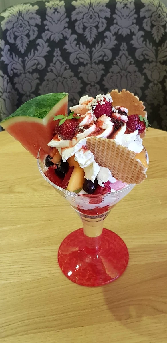 Fruchtbecher