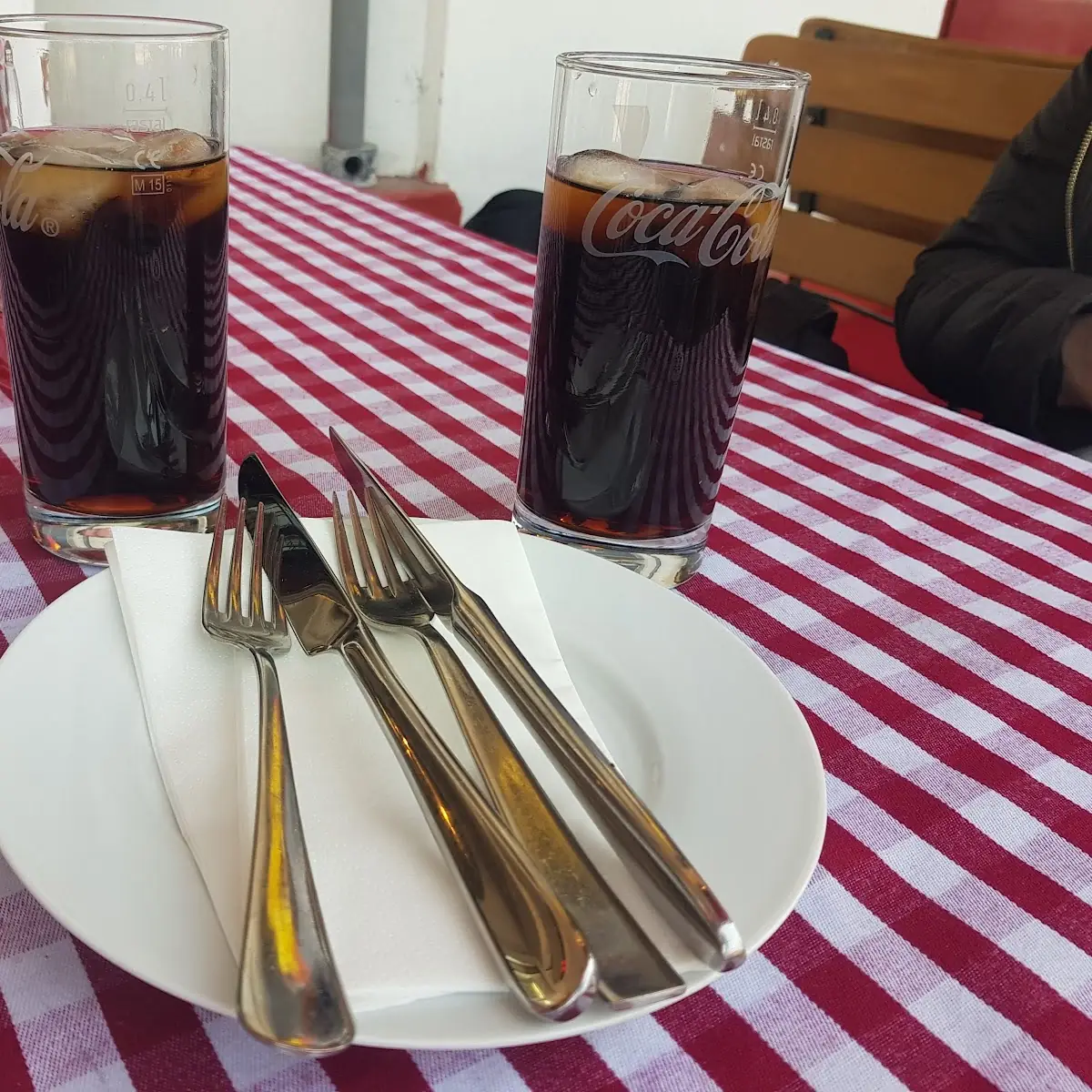 Cola