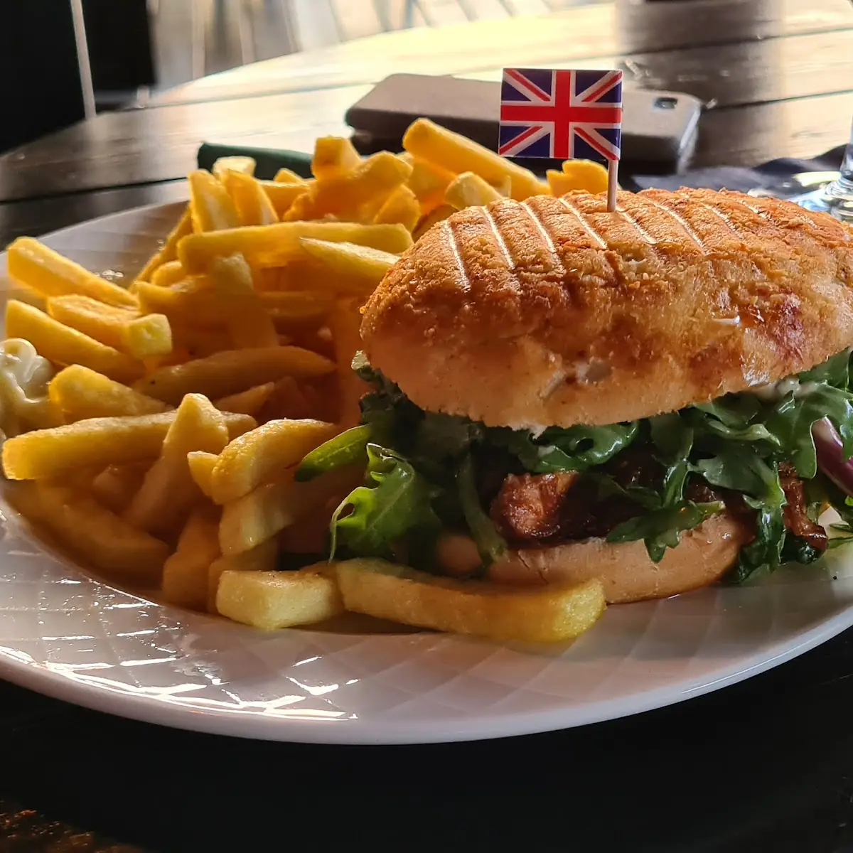 Pulled Chicken Burger, The Unbrexit