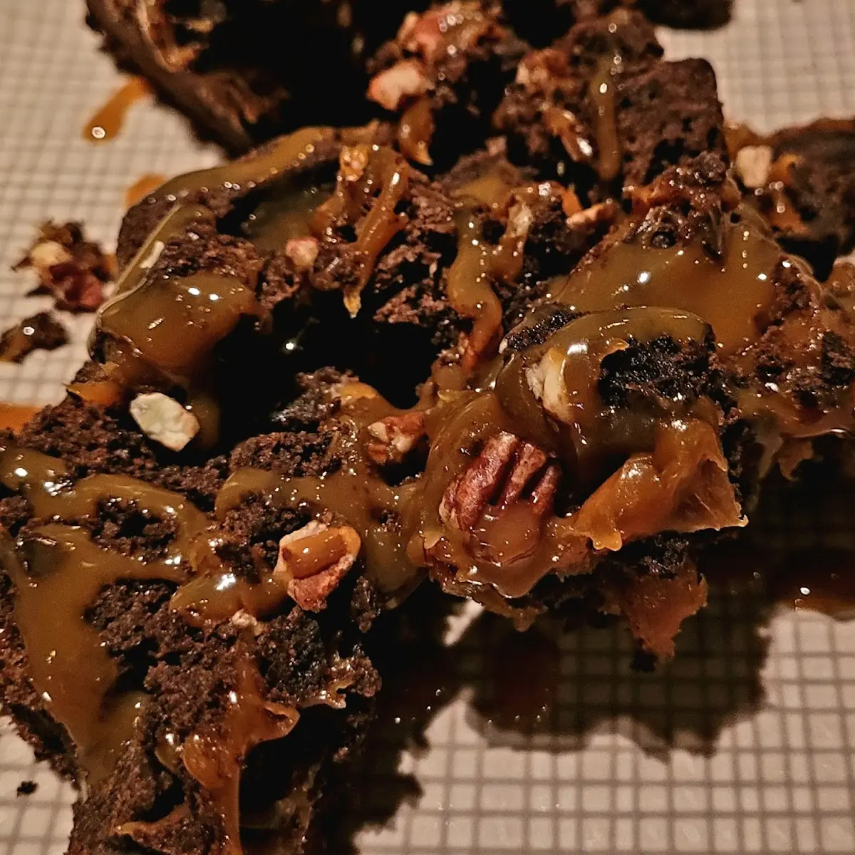 Brownie Explosion, BREXX. Bier. Pizza. Bowling.