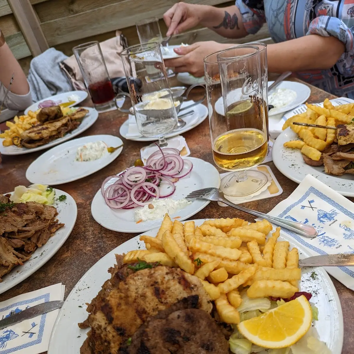 Akropolis Teller