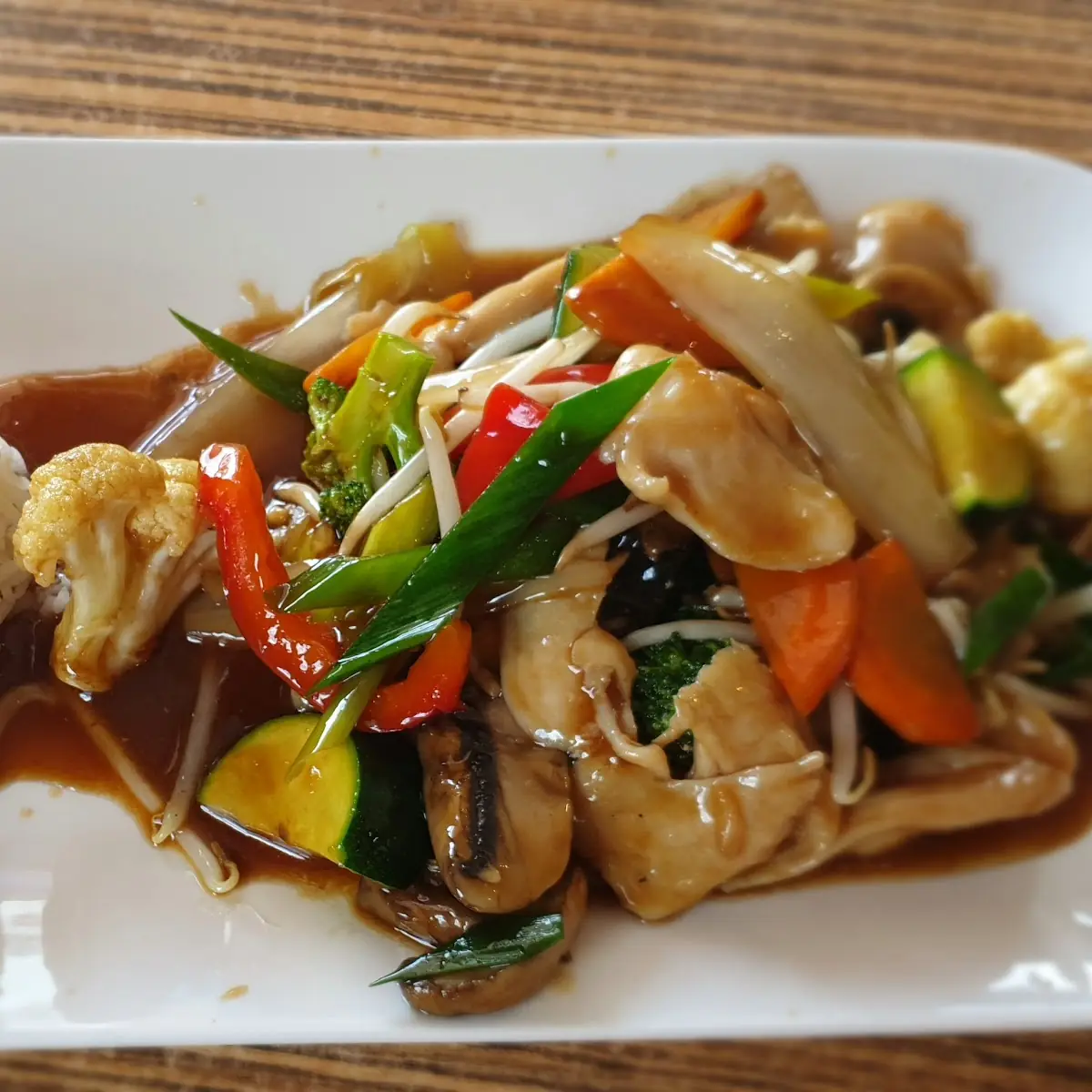 Hähnchen Mit Gemüse, China Imbiss Lotus Il