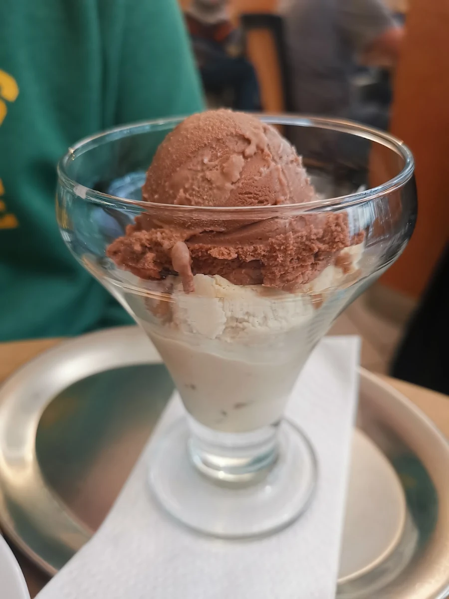 2 Kugeln Eis