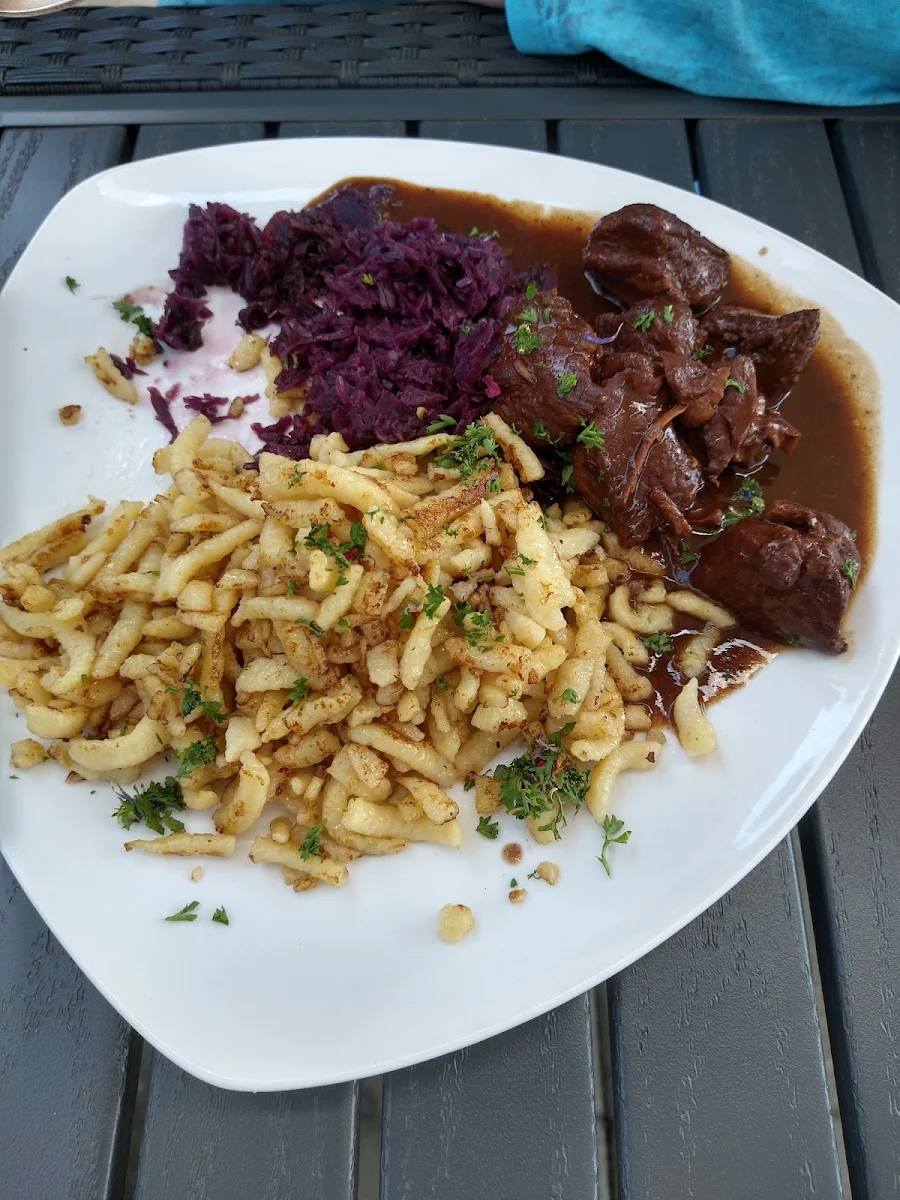 Marhapörkölt