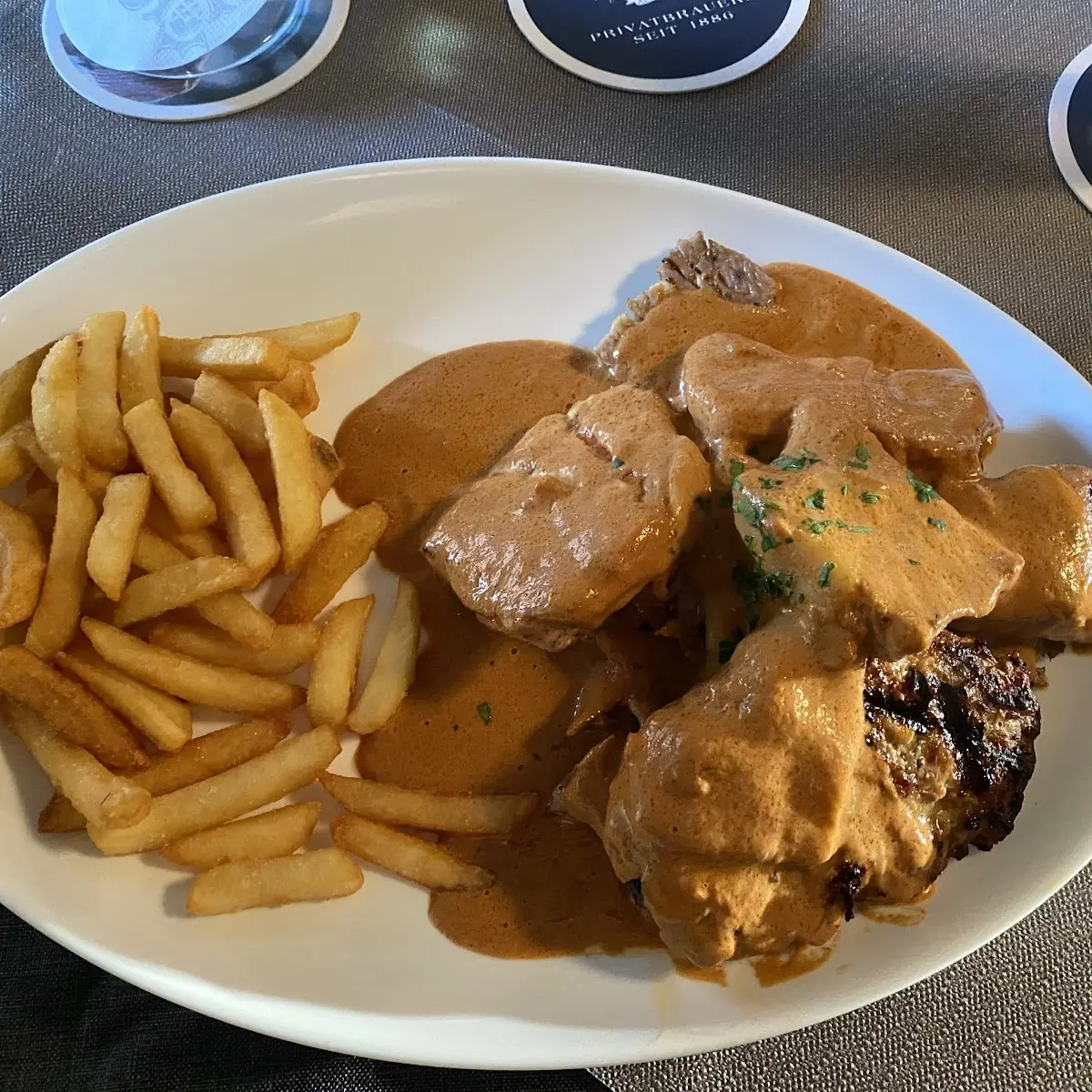 Highlights, Restaurant Sirtaki
