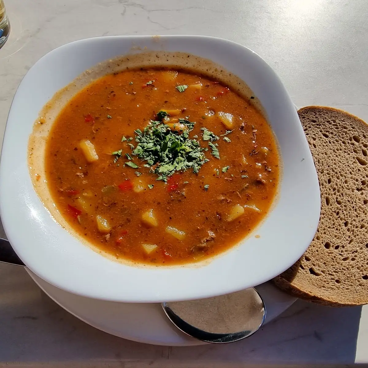 Gulaschsuppe