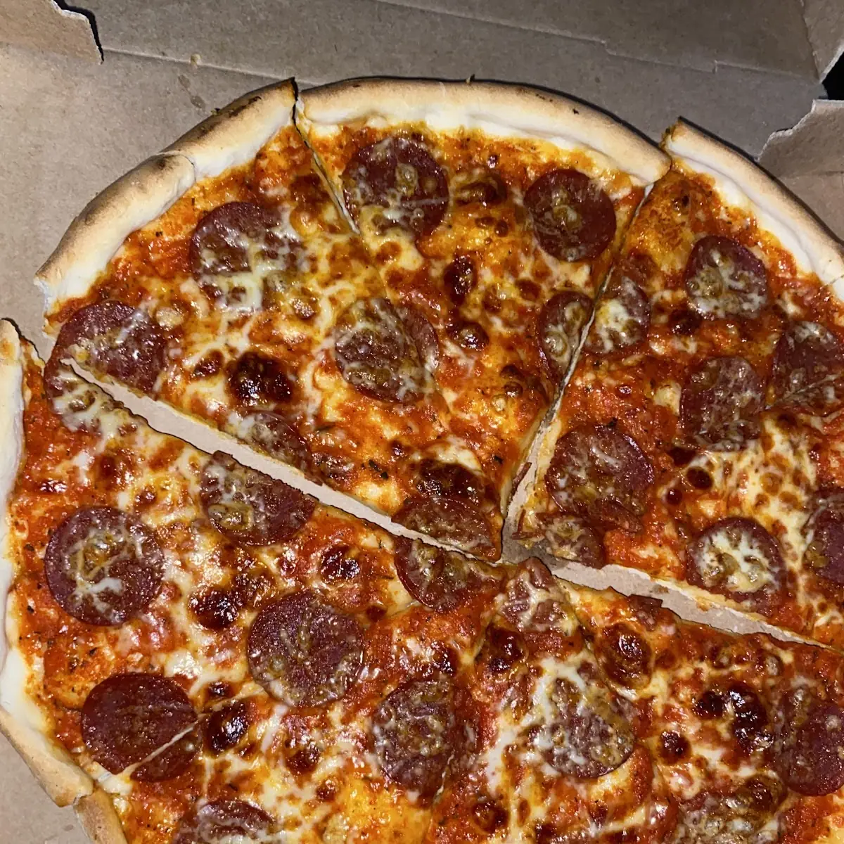 Pizza Peperoniwurst