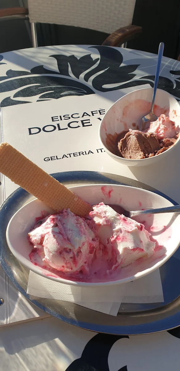 Amarena Eis