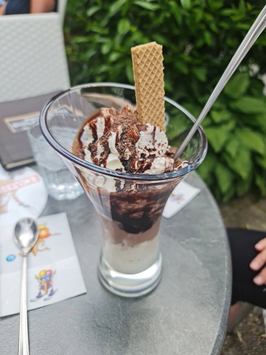 Schokobecher