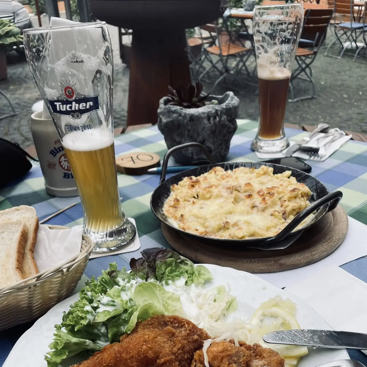 Backhendl, Gasthof Breitenbacher Hof