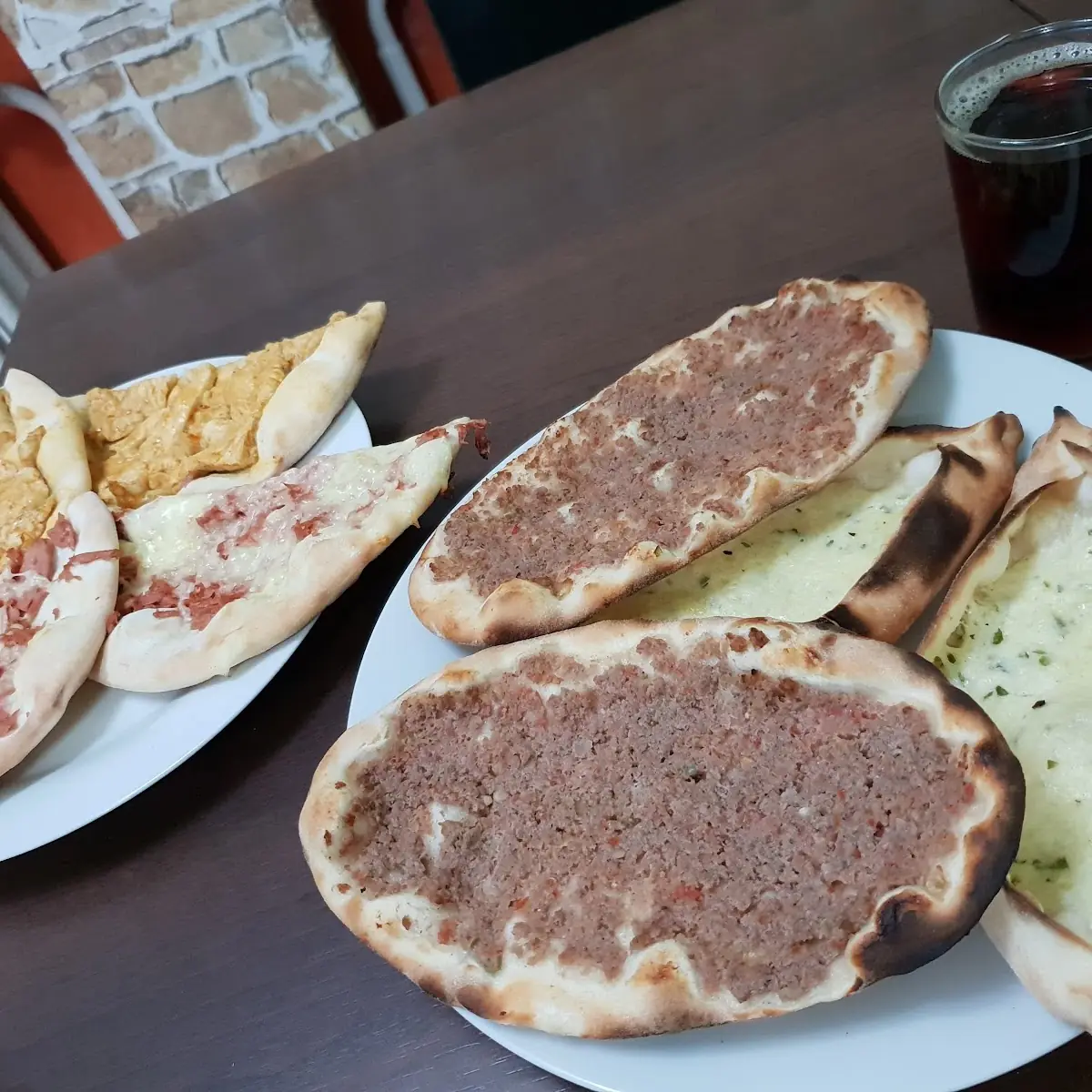 صفحية لحم وشاورما لحمة