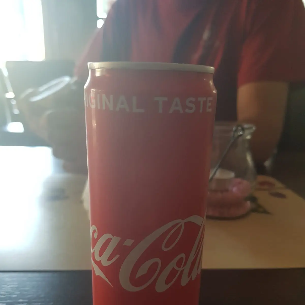 Cola