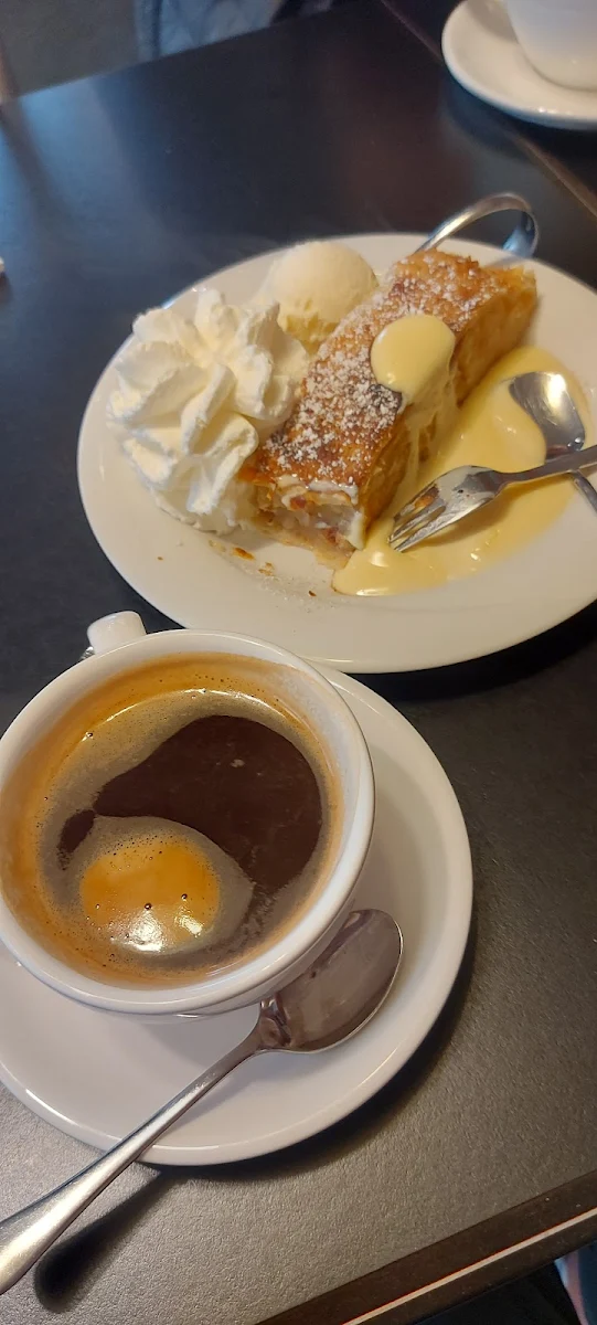 Apfel Strudel
