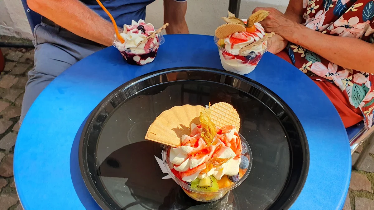 Fruchbecher