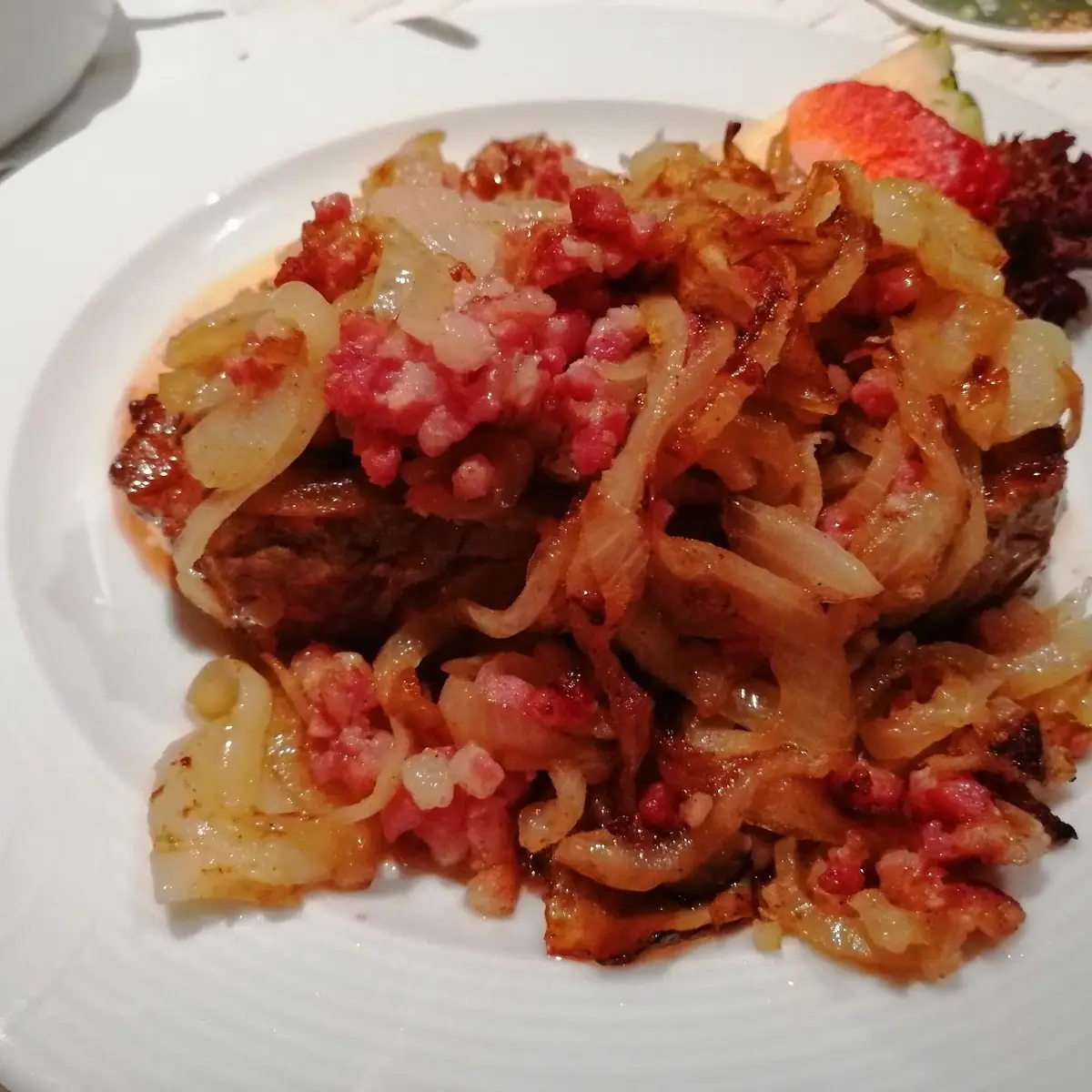 Bauernsteak, Gaststätte Zur Tribüne