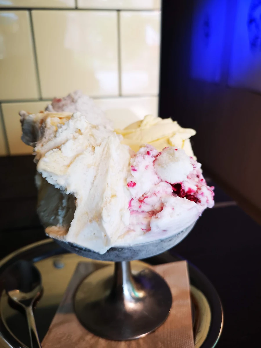 Gemischtes Eis