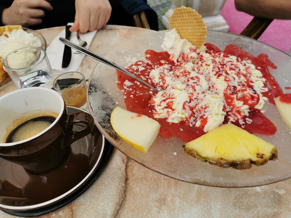 Spaghetti Eis