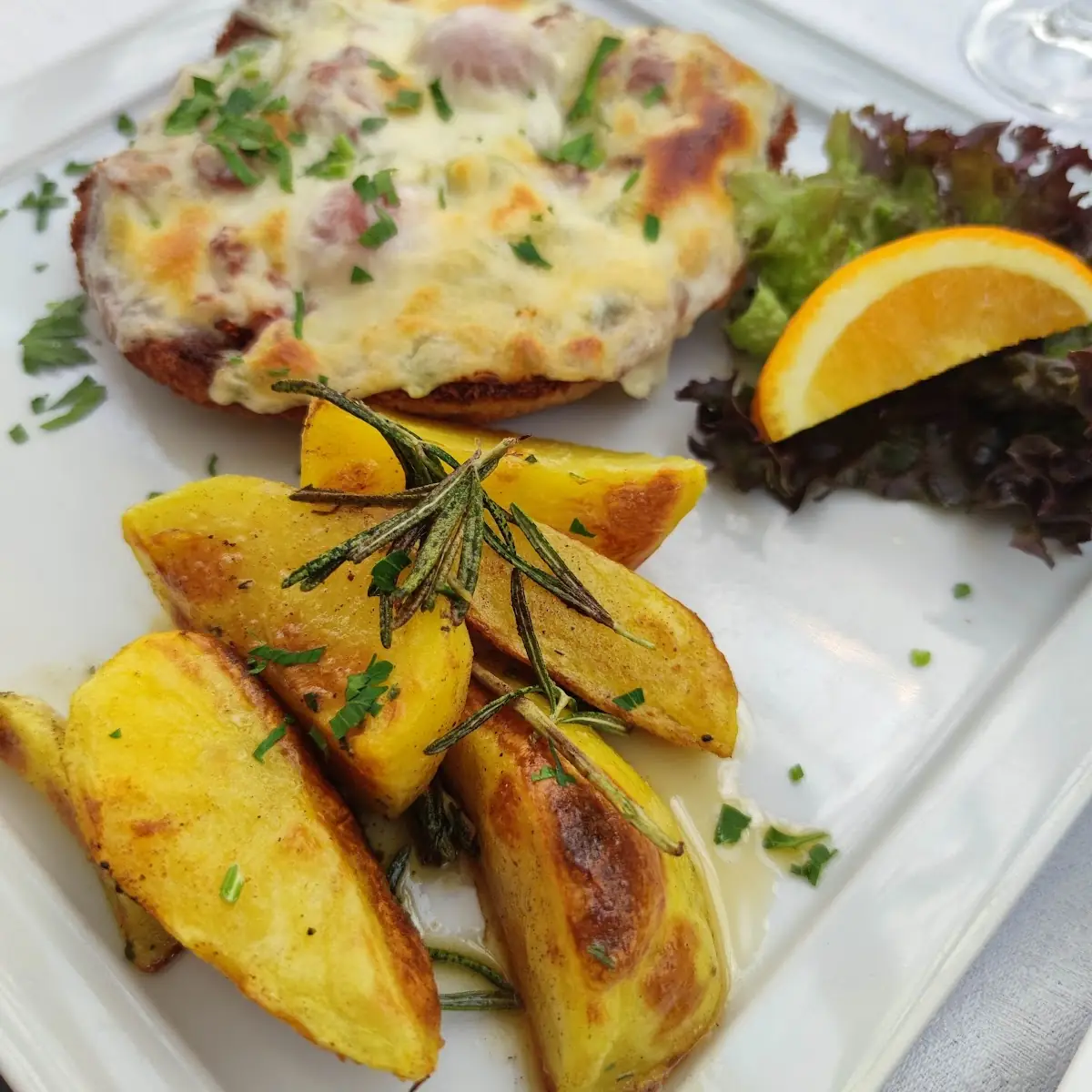 Überbackenes Schnitzel