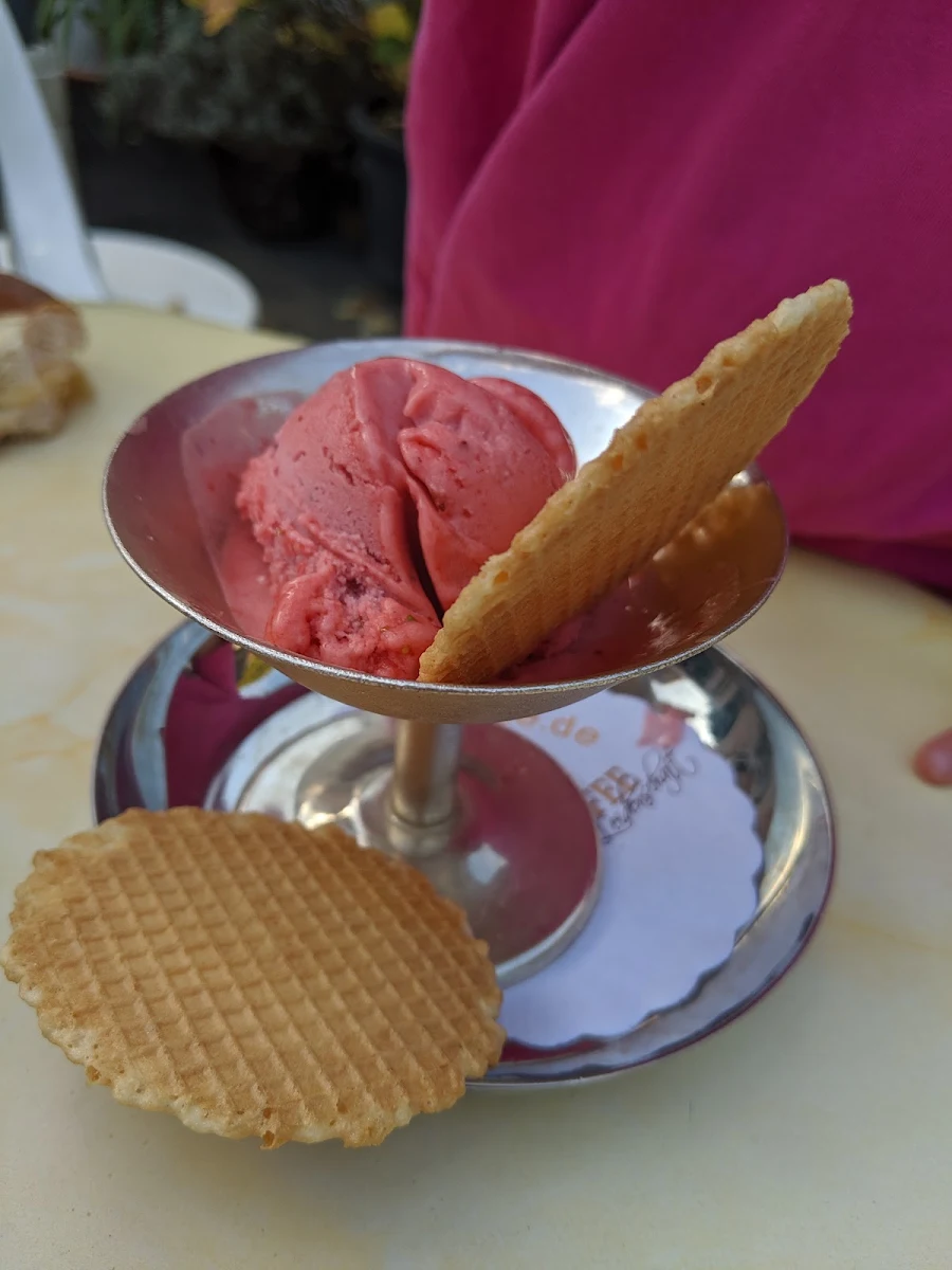 Kinder Eis