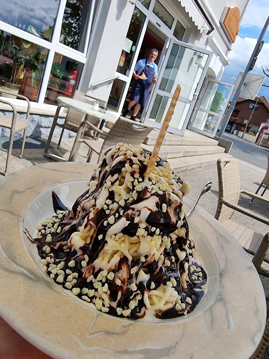 Spaghetti Eis Schoko