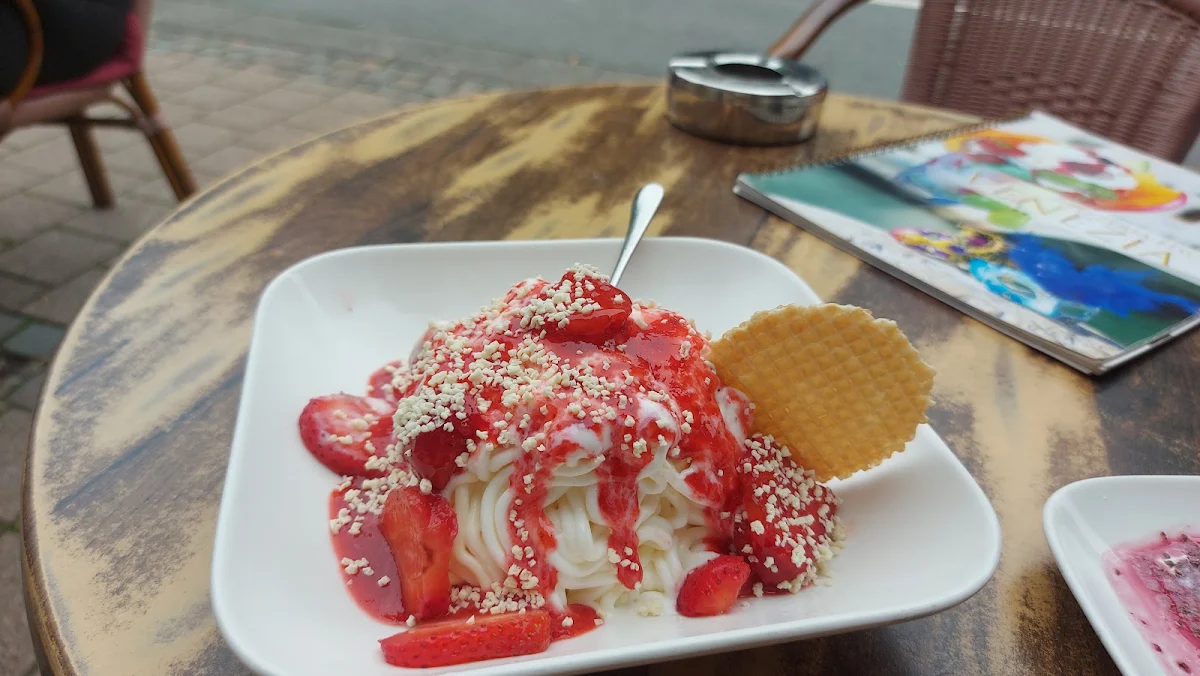 Spaghetti Eis