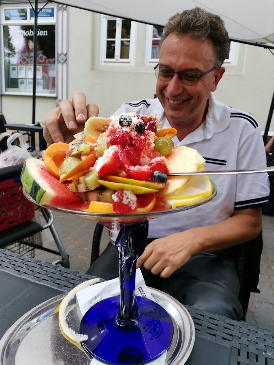 Früchtebecher