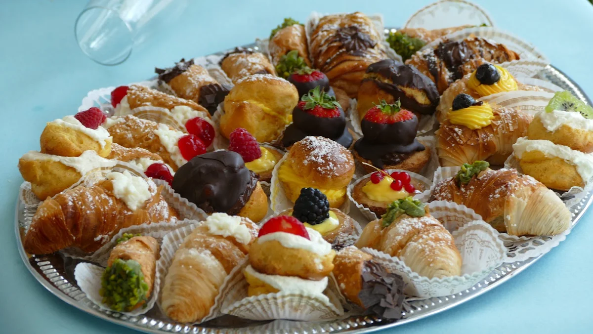 Highlights, Café La Sfogliatella