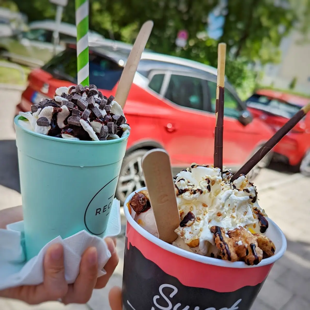 Eiskaffe Und Nuss Eisbecher
