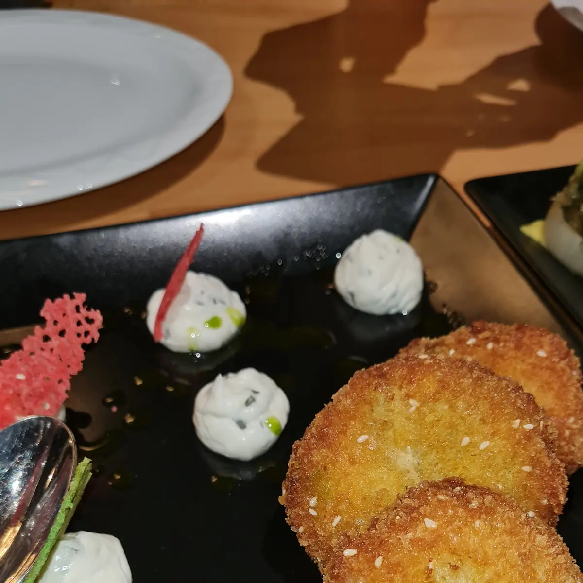 Highlights, Blaue Olive Taverne