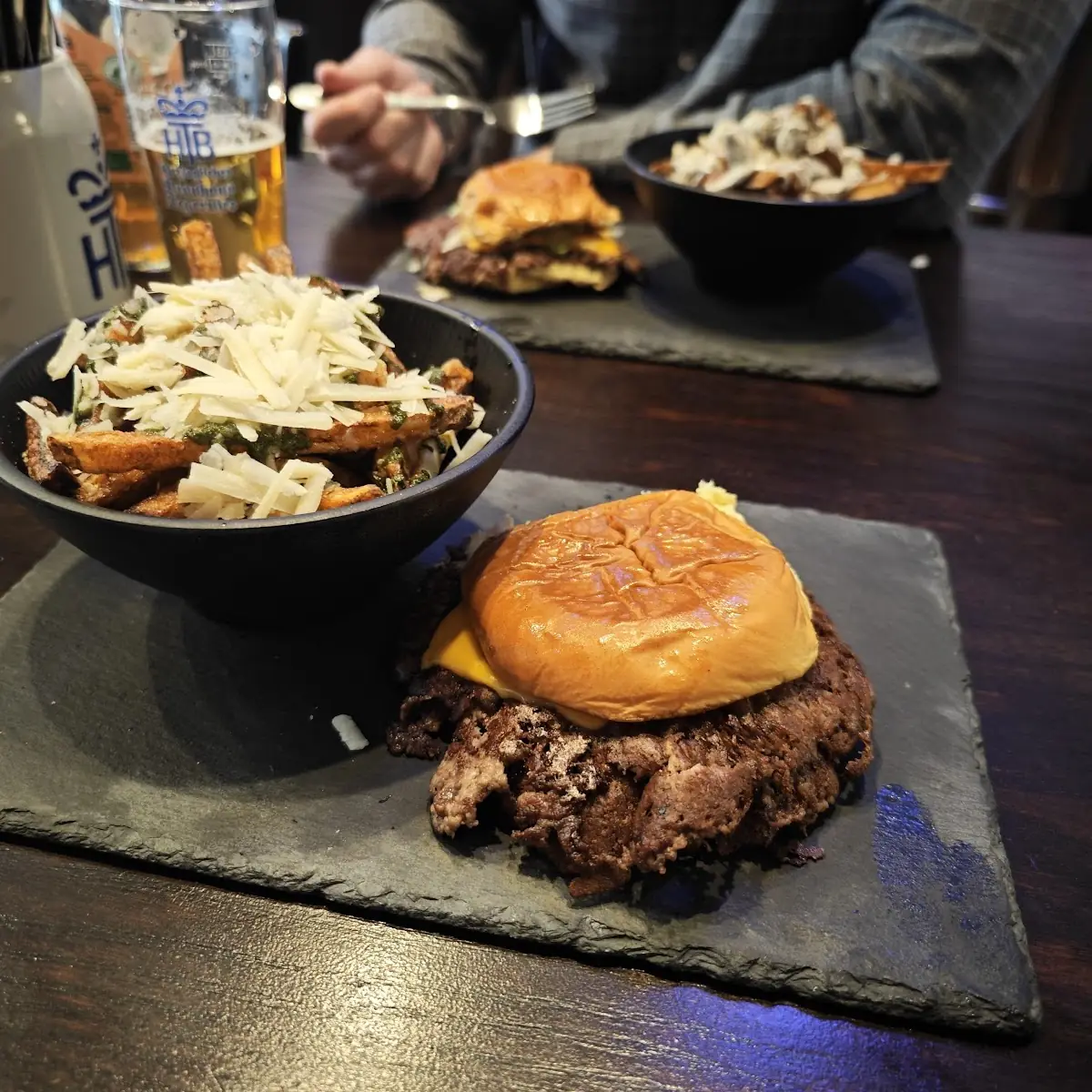 Smashed Cheesy Burger