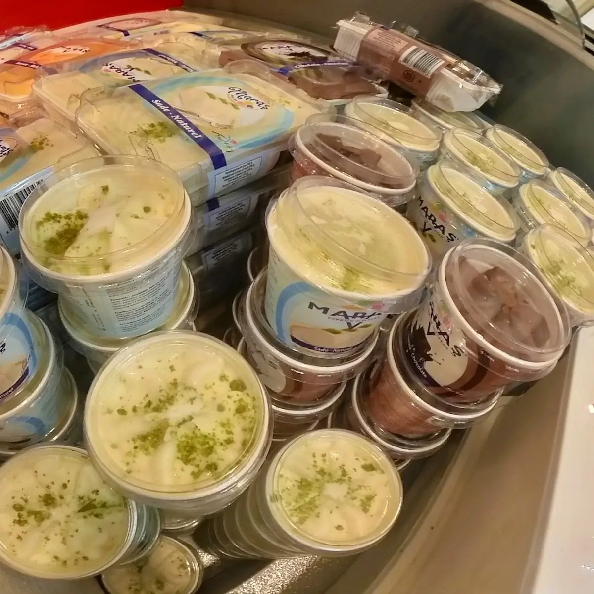 Maras Eis, Şengüloğlu Antep Baklava