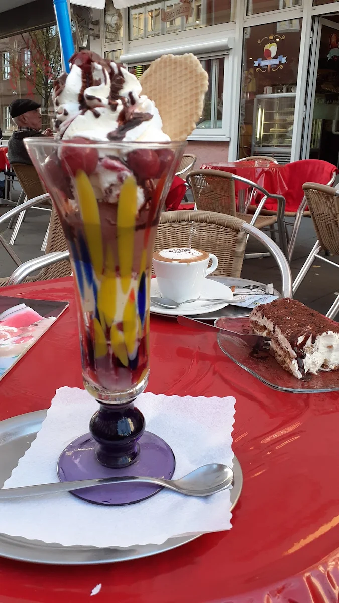 Schwarzwaldbecher