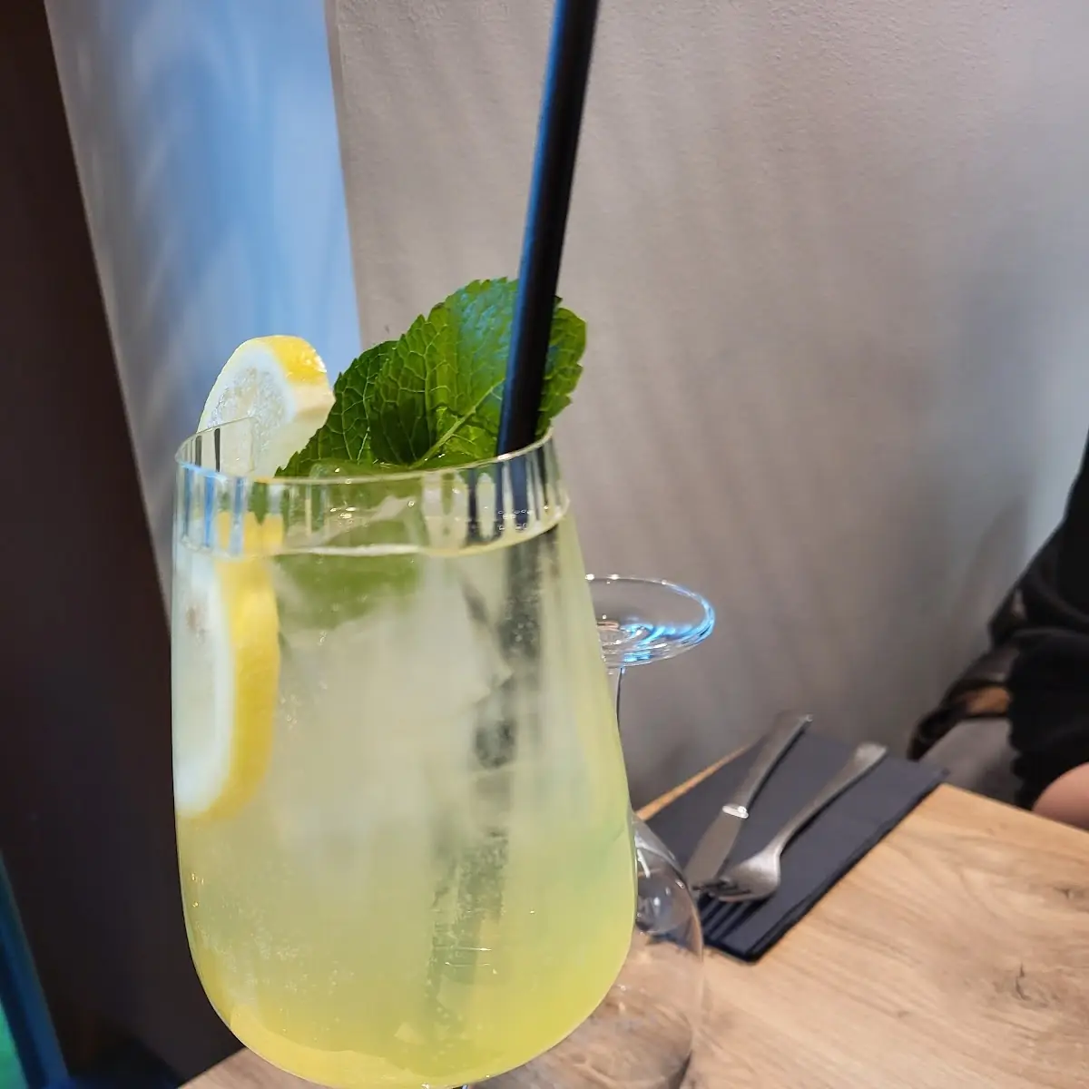 Limoncello Sprizz