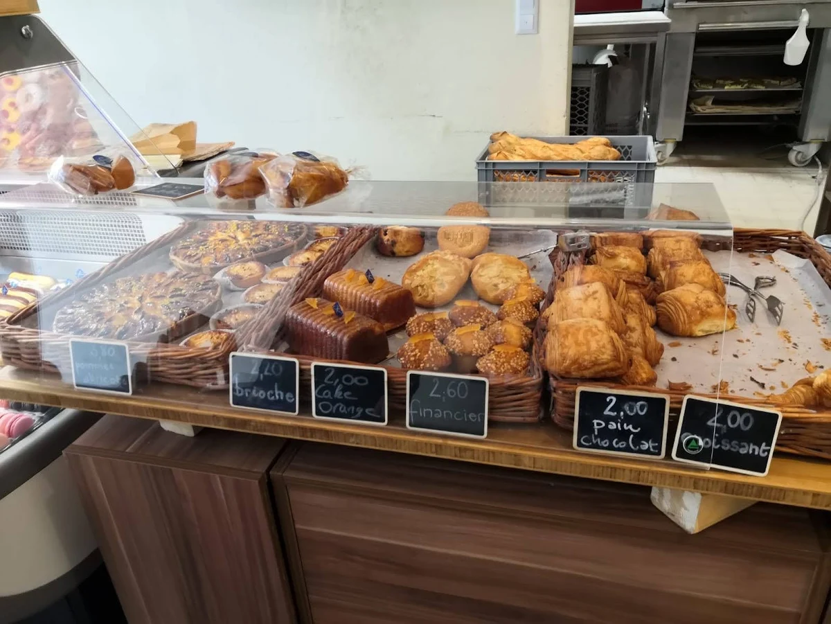 Bakery, Claude & Julien